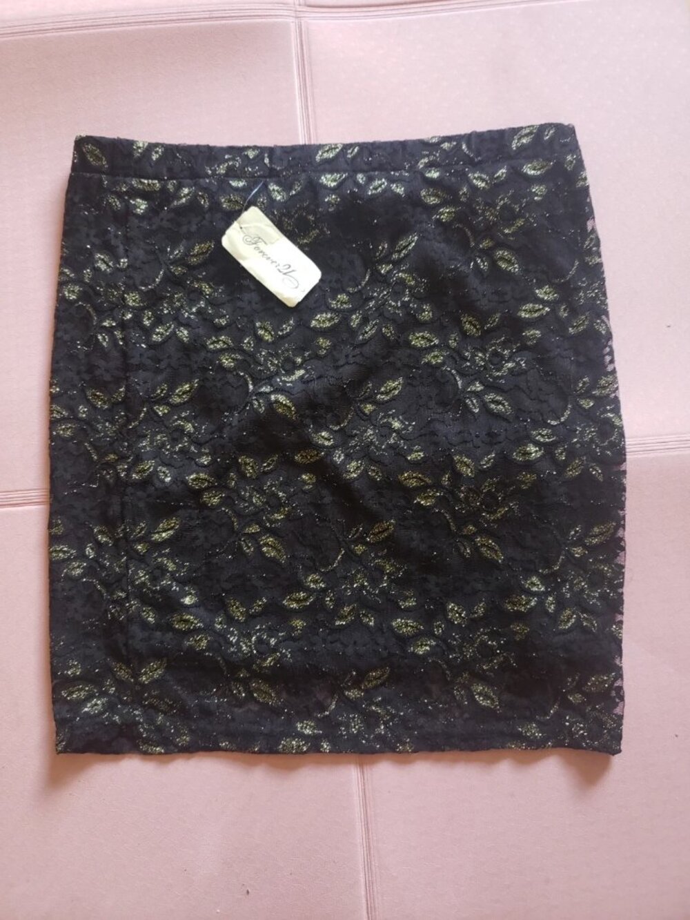 Forever 21 Lace Mini Skirt L New Black Gold